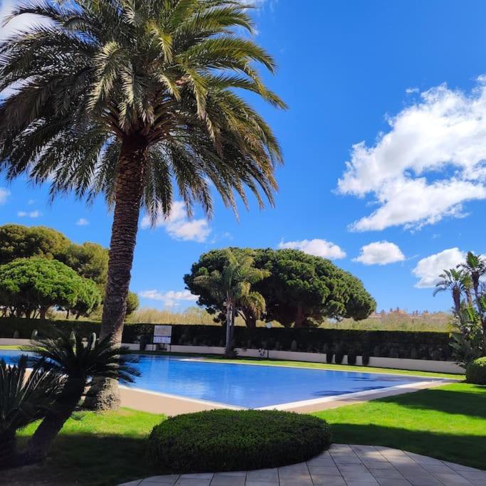 Luxurycambrils Resort&Spa Eksteriør billede