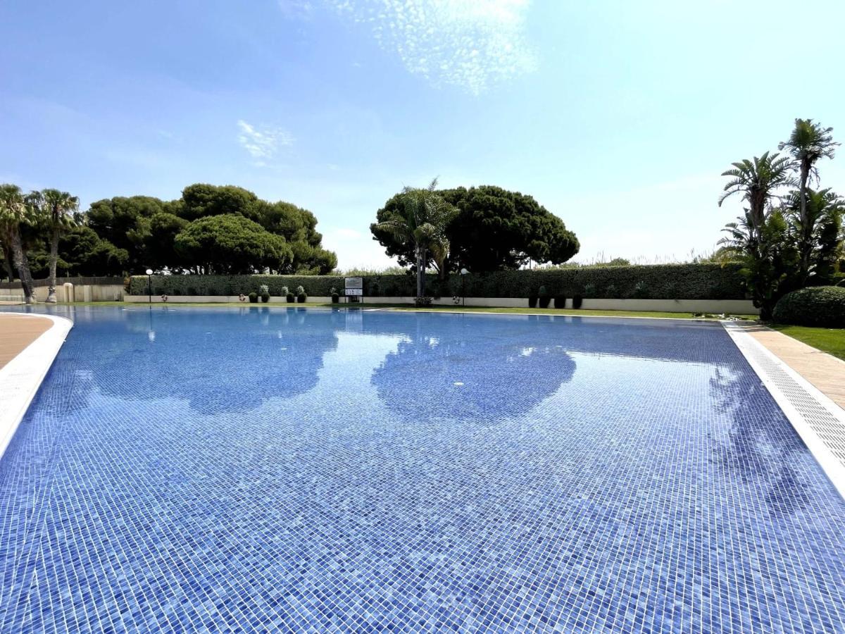 Luxurycambrils Resort&Spa Eksteriør billede